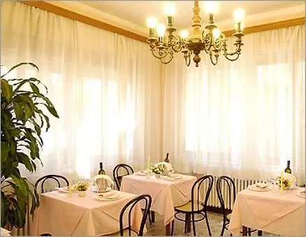Hotel Royal Esplanade 호텔 디아노마리나